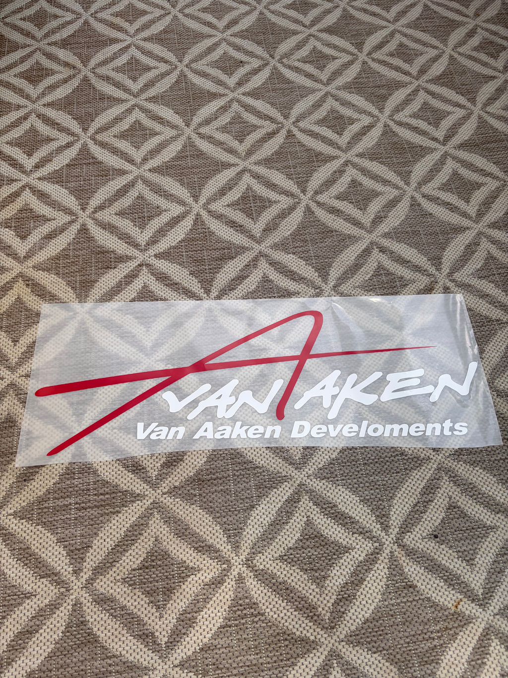 Window Sticker Large Van Aken 400mm / 600mm
