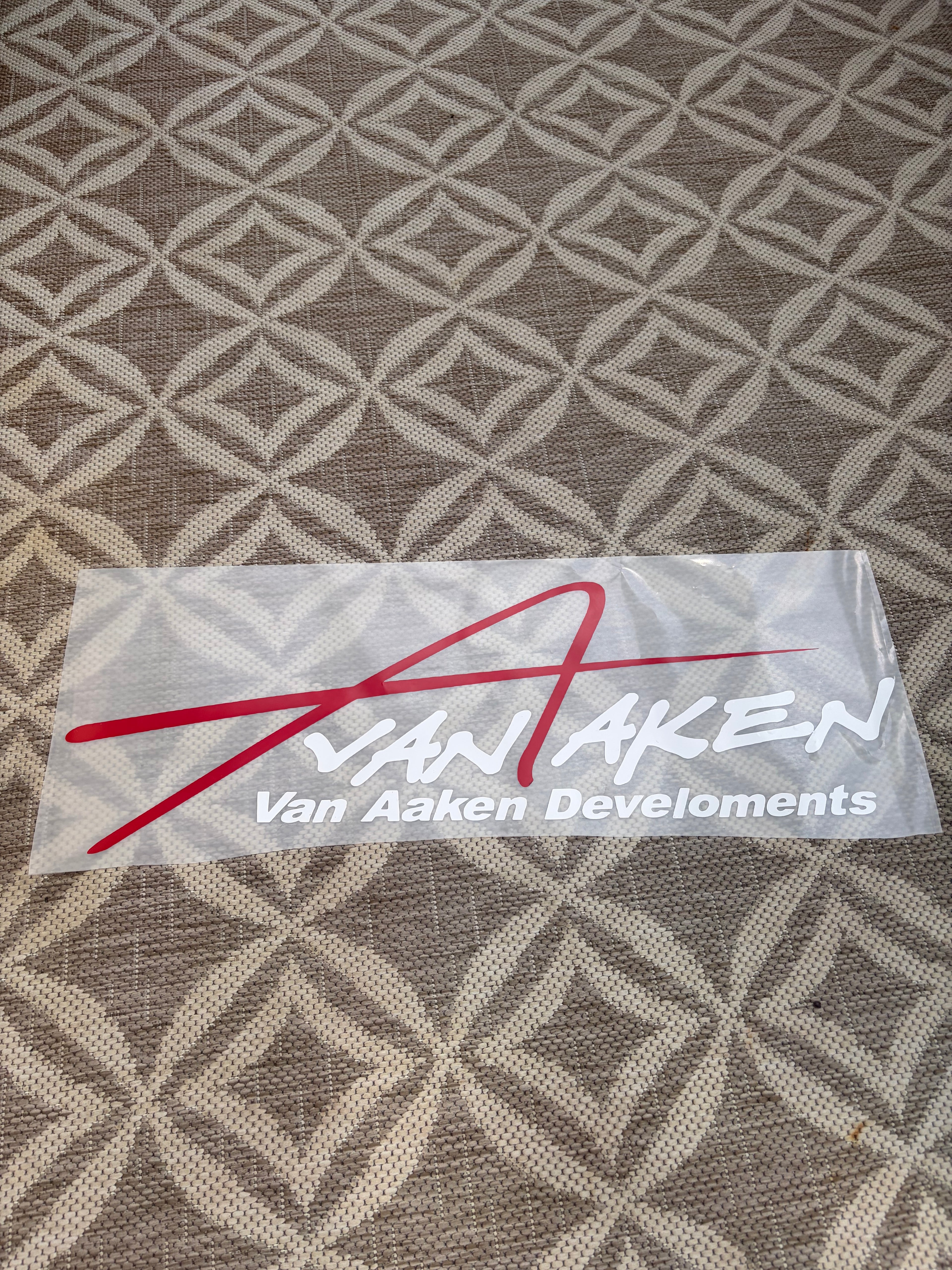 Window Sticker Large Van Aken 400mm / 600mm