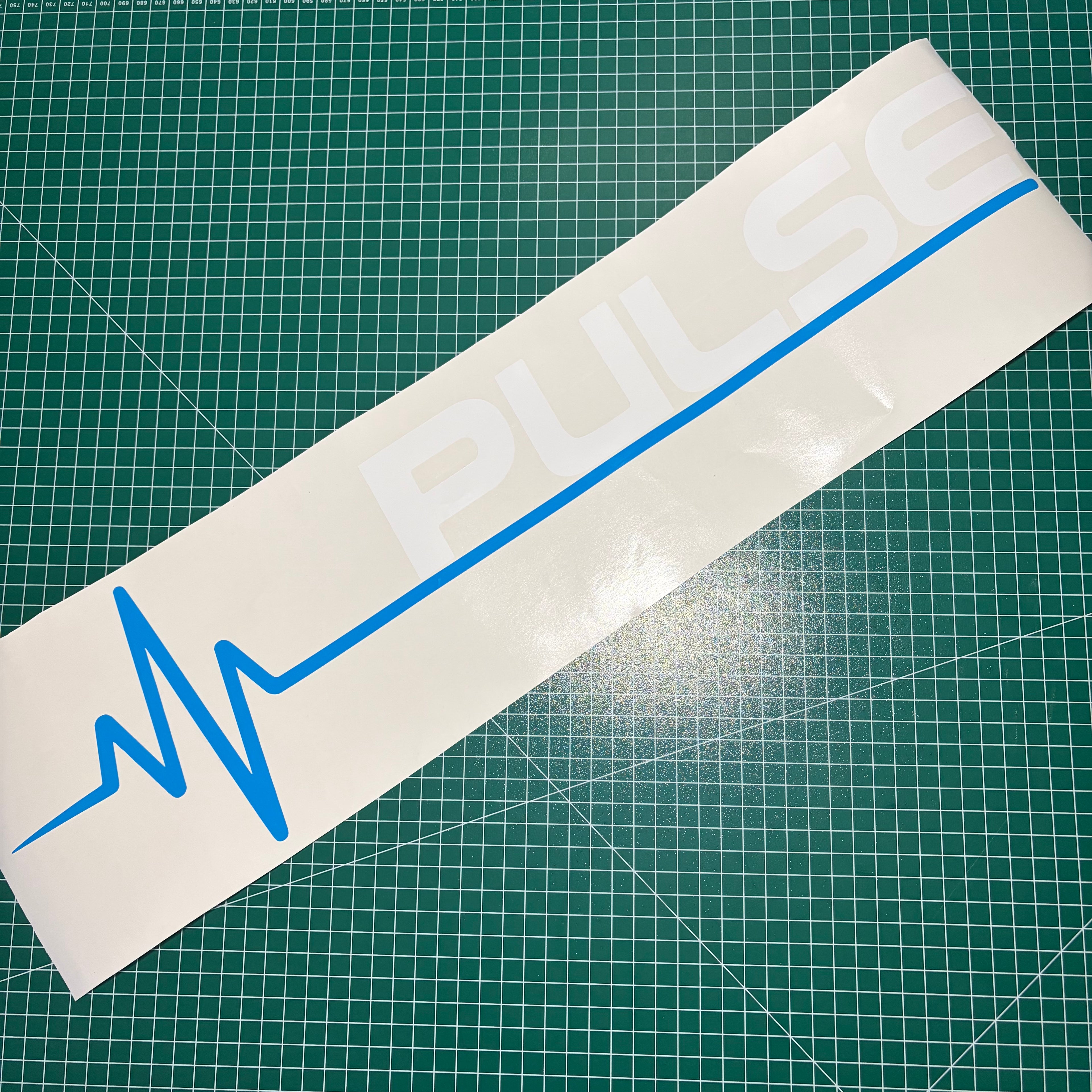 Window Sticker Large Pulse 400mm / 600mm